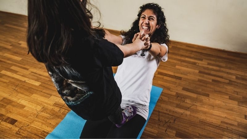 yoga-bimbi-genitori.jpg yoga-bimbi-genitori.jpg